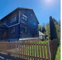 Ein- bis Zweifamilienhaus - 155.000,00&nbsp;EUR Kaufpreis, ca.&nbsp; 269,00&nbsp;m&sup2; in Eisfeld (PLZ: 98673)