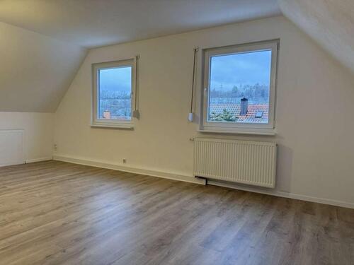 Foto - Schöne helle Dachgeschosswohnung - neu renoviert