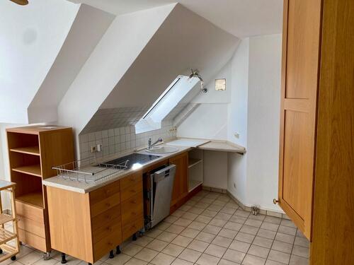 Foto - 2 Zimmer Dachgeschoßwohnung zur Miete in Leverkusen