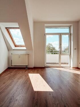 Foto - 3 Zimmer Dachgeschoßwohnung zur Miete in Chemnitz