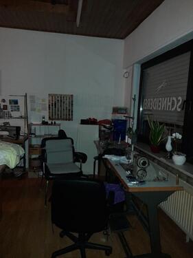 Foto - Wohnung mit Ladenlokal ( nur gemeinsam zu miete )