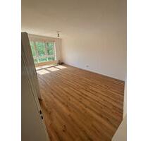 ☀️ Helle 2-ZKB mit Südwest-Balkon, Stellplatz & Küche | Uni-Nähe - Siegen Weidenau ☀️ Helle 2-ZKB mit Südwest-Balkon, Stellplatz & Küche | Uni-Nähe - Siegen Weidenau