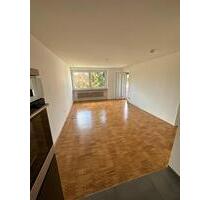 Gepflegte 2 Zimmer Wohnung mit sonnigem Balkon inkl. Stellplatz - Wendelstein