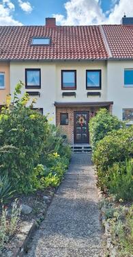 Foto - Reihenhaus in Celle, 5 Zimmer, Garten, Vollkeller, sofort frei
