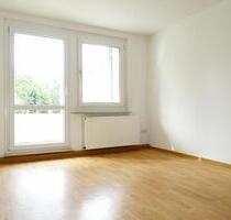 Schicke 2-Raumwohnung mit Balkon in zentraler Wohnlage ab sofort zu vermieten - Köthen (Anhalt)