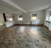 Gemütliche 3,5 Zi-Whg in Mistelgau-Kachelofen, Garage, 930 € warm