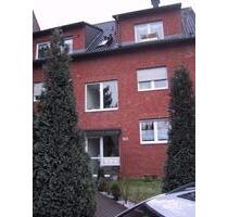 Schöne 2,5 Zimmer Wohnung mit Garage - Oberhausen Biefang