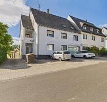Wohnung in Emmelshausen zu vermieten. 1OG mit Balkon.