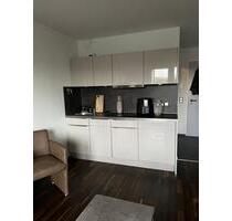 Modernes 1-Zimmer-Apartment mit Balkon und Einbauküche in Köln