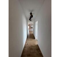 Schöne 3-4 ZKB-DG-WHG inkl. EBK-in Bielefeld Hoberge-Uertr