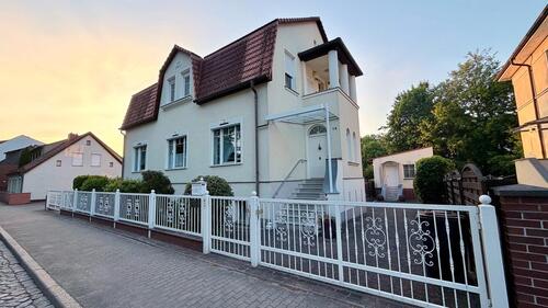Foto - Stilvolle Villa mit Pool & großem Grundstück im Havelland