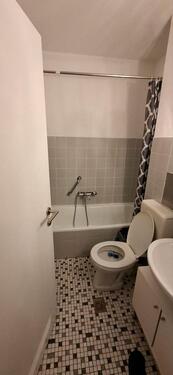 Foto - 1 Zimmer Etagenwohnung zur Miete in Frankfurt am Main