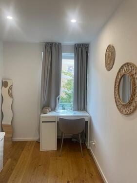 Foto - Modernes Zimmer in Laim (nur Frauen!) ab 20.01.