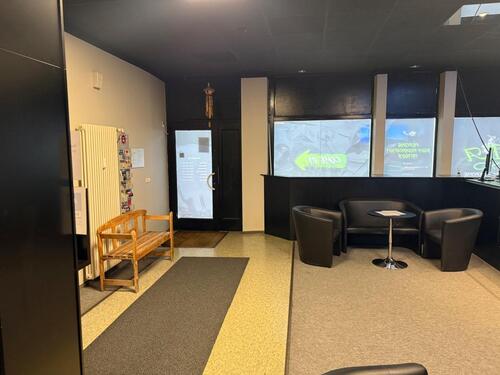 Foto - Gewerbe Einheit Ladenlokal Tattoo & Piercing