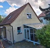 Haus mit Wintergarten und Grundstück zu vermieten in Radeberg