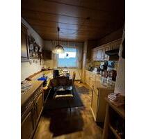 Helle 3-Zimmer-Wohnung mit Balkon in ruhigem 4-Parteien-Haus - Bedburg-Hau