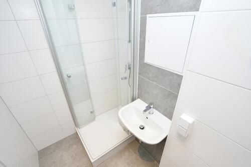 Foto - Aufzug Balkon Toller Ausblick - 254,00&nbsp;EUR Kaltmiete, ca.&nbsp; 46,07&nbsp;m&sup2;