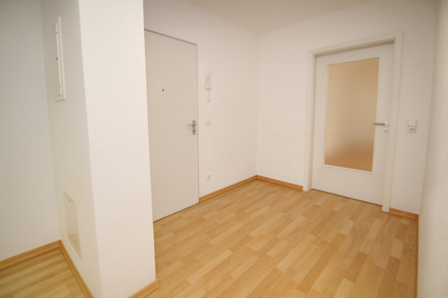 Foto - 1. MONAT MIETFREI! 2-Zi. mit Balkon & Aufzug · Toplage · ab 01.12. · nur 360 €