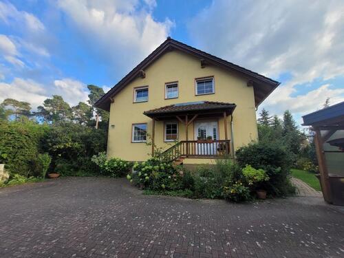 Foto - Zwei-Zimmer-Wohnung (Hochparterre) oder ganzes Haus