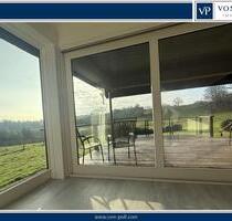 Stilvolle sanierte Wohnung in ruhiger Lage mit gehobener Ausstattung und Weitblick über Felder - Molfsee