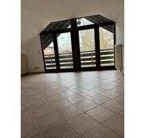 2-Zimmer-Dachgeschosswohnung (80 m²) in ruhiger Lage – Braunfels