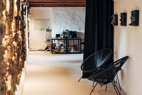 Foto - Arbeitsplatz im Gemeinschaftsbüro UFER KOLLEKTIV