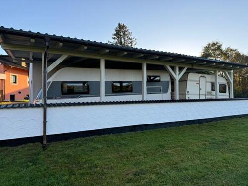 Foto - Stellplatz 8,50 x 4,80 Boot Wohnwagen Wohnmobiel Carport