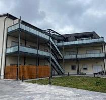 außergewöhnliche 3-Raum-Wohnung mit nutzbaren Laubengang und Stellplatz - Querfurt