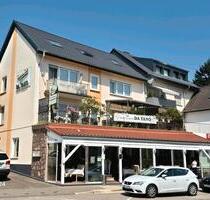 Mehrfamilienhaus mit Restaurant in Heusweiler