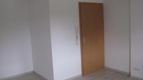 Foto - Frei: 1-Zimmer-Wohnung Ruderting 10 km vor Passau B 85