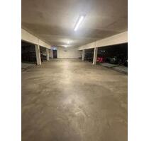 Tiefgaragenstellplatz mit Zentraler Lage in Freiburg - Waldenbuch