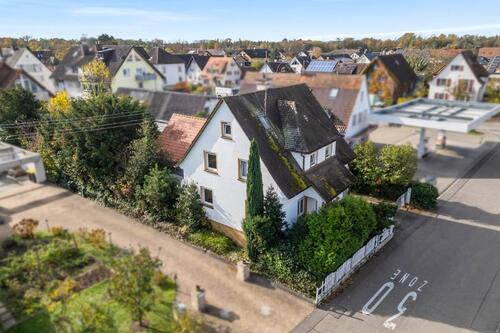 Foto - 2-Familienhaus mit Baugrundstück & Gartenidylle – Viel Platz für