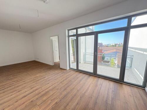 Foto - Exklusive 3- Zimmerwohnung mit Sauna, Fußbodenheizung, Bad mit Badewanne und Walk In Dusche!