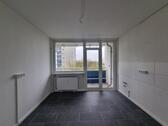 Foto - Ankommen und Wohlfühlen ! Familienwohnung mit Balkon und 2 Bädern