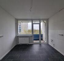 Ankommen und Wohlfühlen ! Familienwohnung mit Balkon und 2 Bädern - Halle (Saale) Nietleben