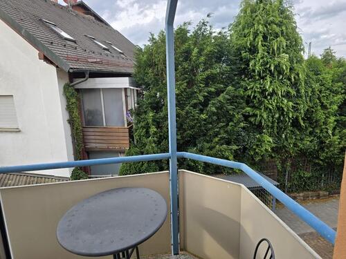 Foto - 1.5 Zimmer Wohnung mit EBK und Balkon mit Strom Internet