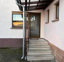 Zentral gelegene 2 Zimmer Wohnung . Souterrain - Steinau an der Straße