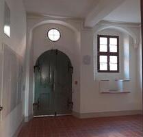 2-Raum-Wohnung im 1.OG mit Fahrstuhl im Treppenhaus - Torgau