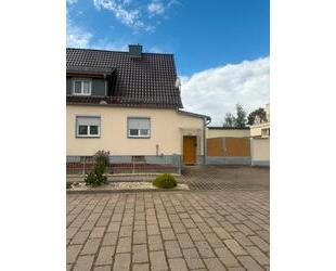 Reihenhaus in Bothenheilingen - 110.000,00&nbsp;EUR Kaufpreis, ca.&nbsp; 75,00&nbsp;m&sup2; in Nottertal-Heilinger Höhen (PLZ: 99994)
