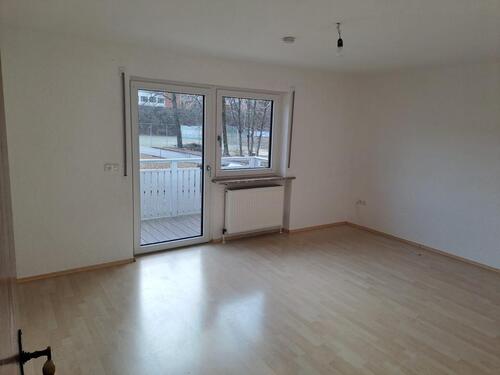 Foto - Geräumige OG Wohnung - 870,00 EUR Kaltmiete,