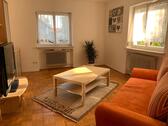 Foto - Appartement - Schlafzimmer + Esszimmer mit Bad + Küche möbiliert