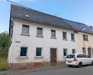 Einfamilienhaus - 35.000,00&nbsp;EUR Kaufpreis, ca.&nbsp; 180,00&nbsp;m&sup2; in Kirschkau (PLZ: 07919)