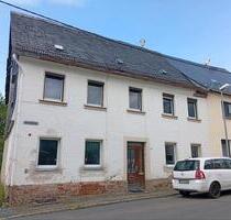 Einfamilienhaus - 35.000,00&nbsp;EUR Kaufpreis, ca.&nbsp; 180,00&nbsp;m&sup2; in Kirschkau (PLZ: 07919)
