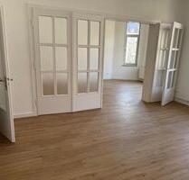 Frisch sanierte 3 - Zimmer- Wohnung mit 2 Balkons, 2. OG, List - Hannover Vahrenwald-List