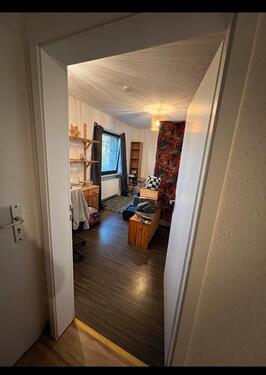 Foto - WG Zimmer 15qm 01.04.2026 - 630,00&nbsp;EUR Kaltmiete, ca.&nbsp; 15,00&nbsp;m&sup2;