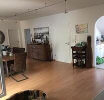 DG Wohnung in Bitburg Stahl - 700,00&nbsp;EUR Kaltmiete, ca.&nbsp; 90,00&nbsp;m&sup2; in Bitburg (PLZ: 54634)