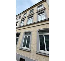 Burtscheid: Neues Bad. Helle und ruhige DG-Wohnung Aachen