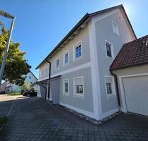 Schöne helle 2 ZKB Wohnung mit Terrasse - Hemau