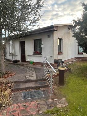 Foto - Grundstück mit kleinem Haus - 350.000,00&nbsp;EUR Kaufpreis, ca.&nbsp; 50,00&nbsp;m&sup2;