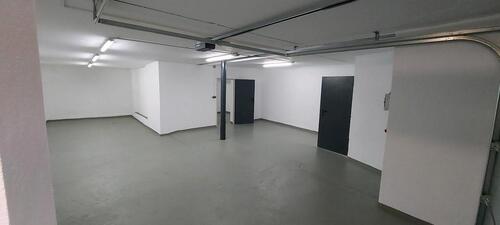 Foto - Gewerbehalle Lagerhalle Smart Home Internet WC Büro